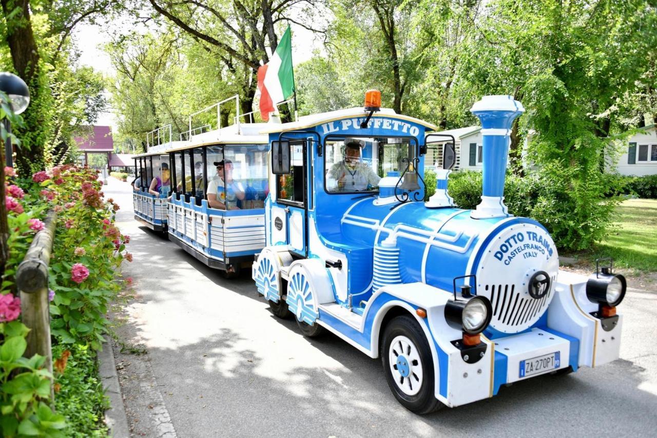 Isamar Holiday Village Ca Lino Екстер'єр фото The train
